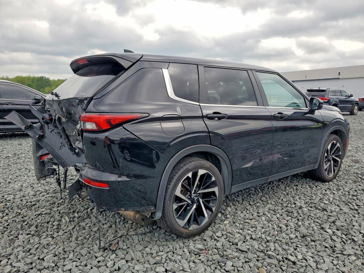 2024 MITSUBISHI OUTLANDER SE — снимка 3