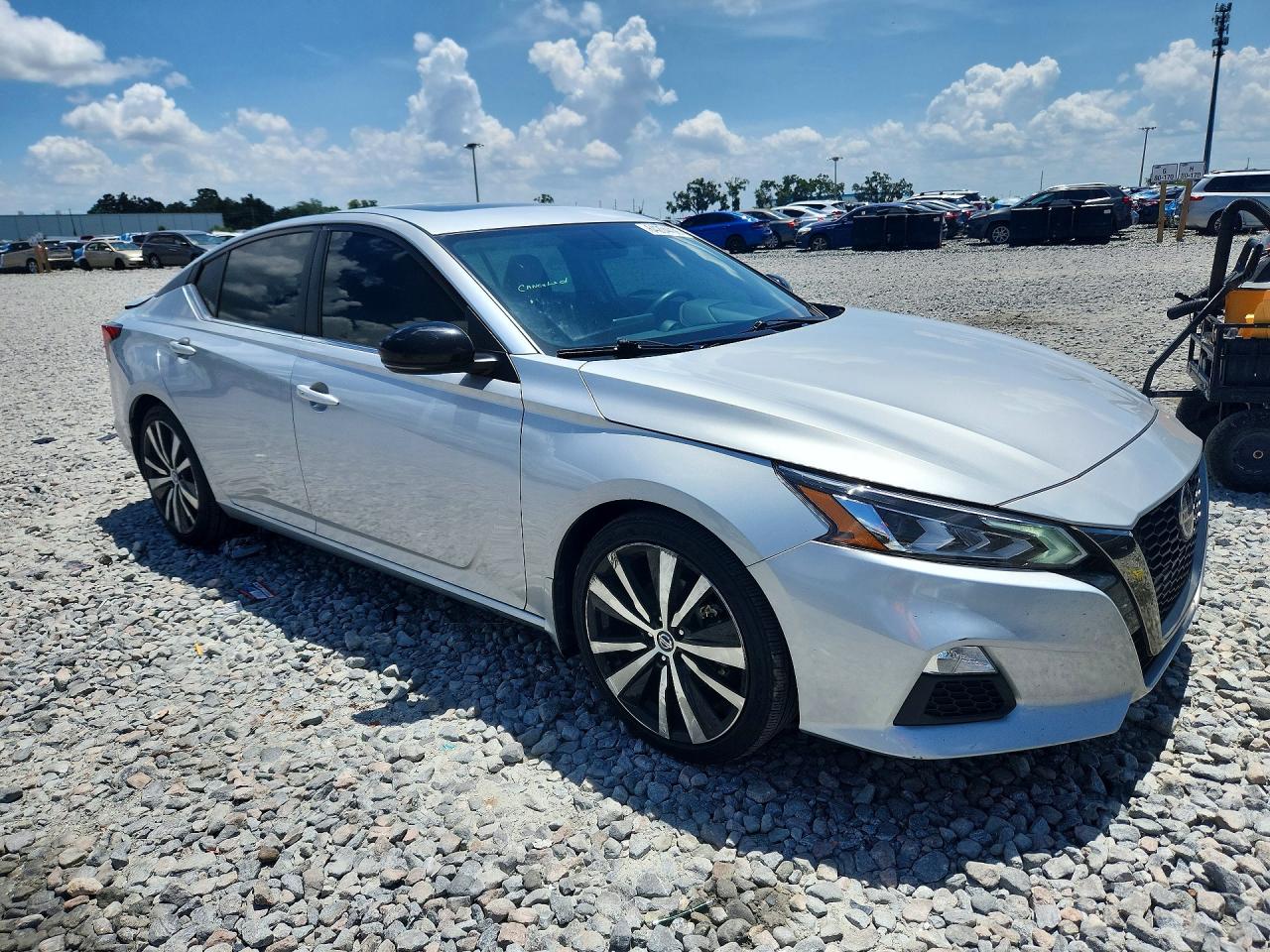 2019 NISSAN ALTIMA SR — снимка 4