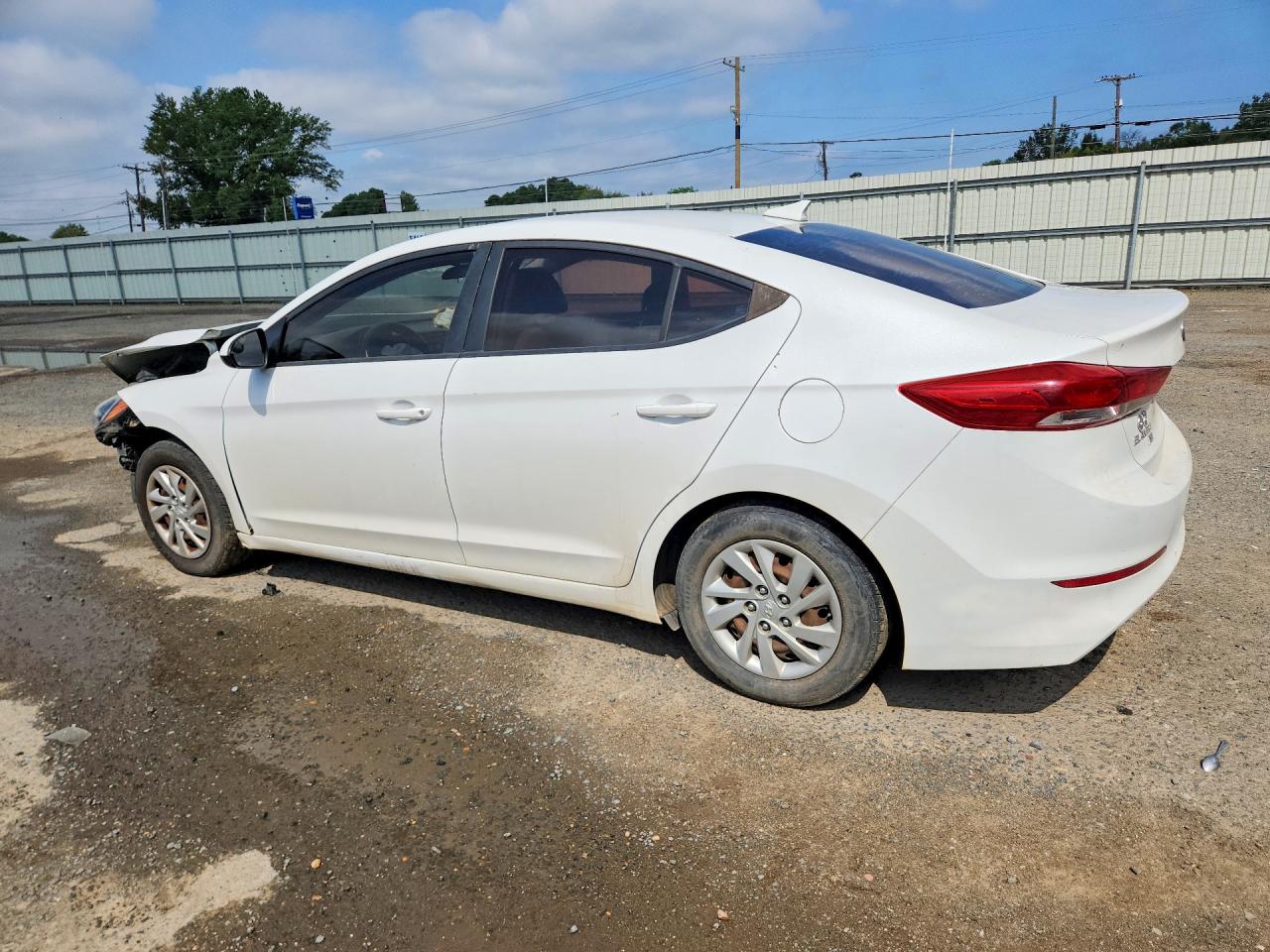 2017 HYUNDAI ELANTRA SE — снимка 2