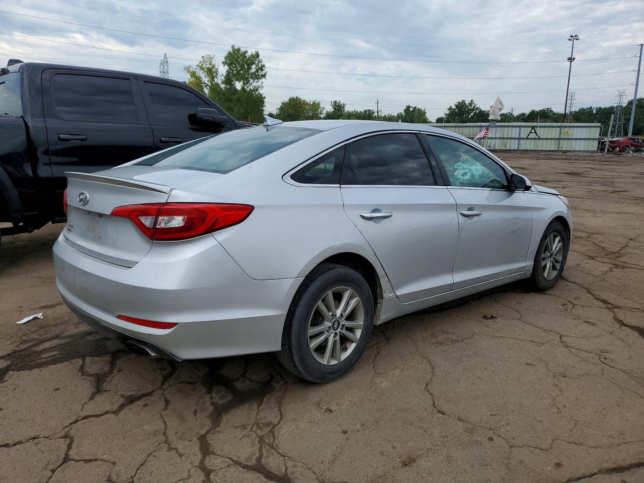 2017 HYUNDAI SONATA SE — снимка 3