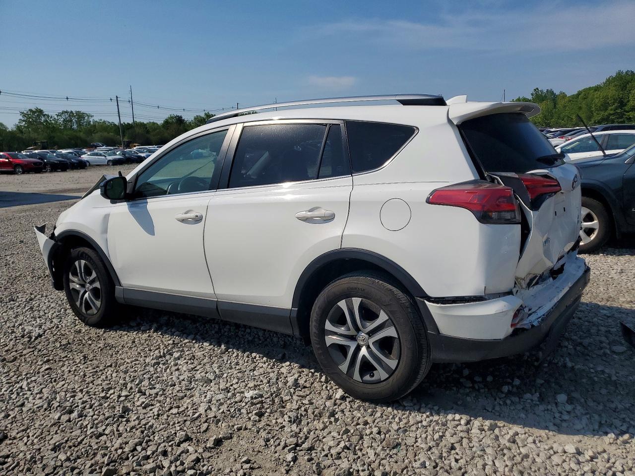 2018 TOYOTA RAV4 LE — снимка 2