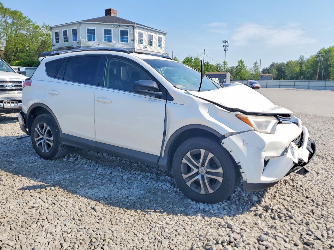 2018 TOYOTA RAV4 LE — снимка 4