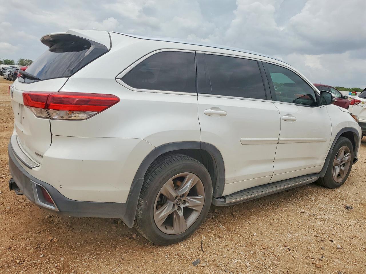 2017 TOYOTA HIGHLANDER LIMITED — снимка 3