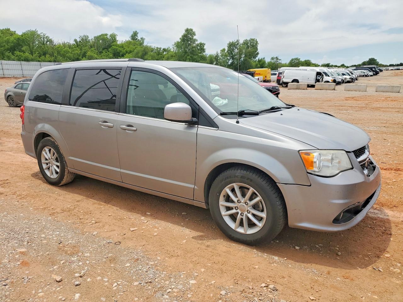 2019 DODGE GRAND CARAVAN SXT — снимка 4