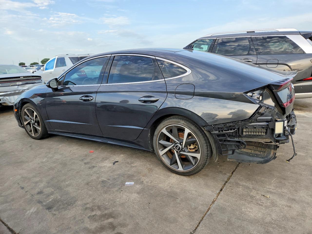 2022 HYUNDAI SONATA SEL PLUS — снимка 2