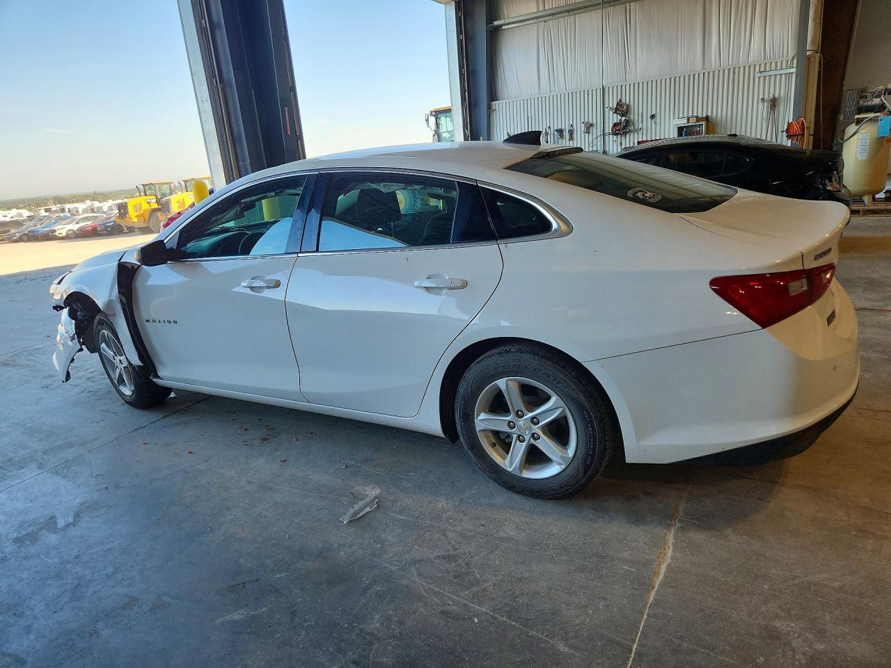 2020 CHEVROLET MALIBU LS — снимка 2