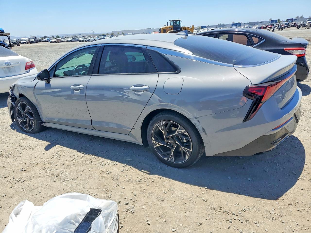2025 KIA K5 GT LINE — снимка 2