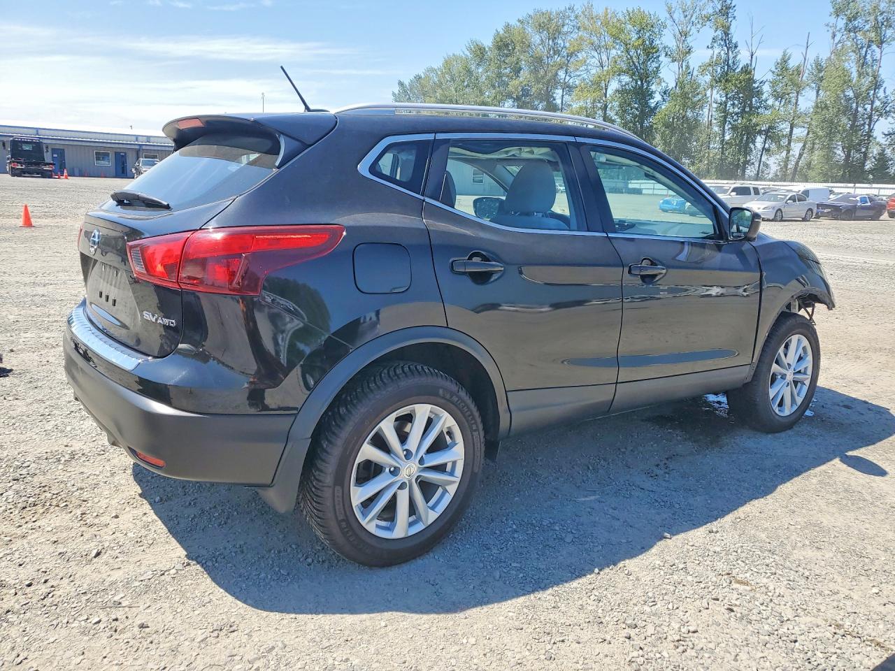2017 NISSAN ROGUE SPORT SV — снимка 3