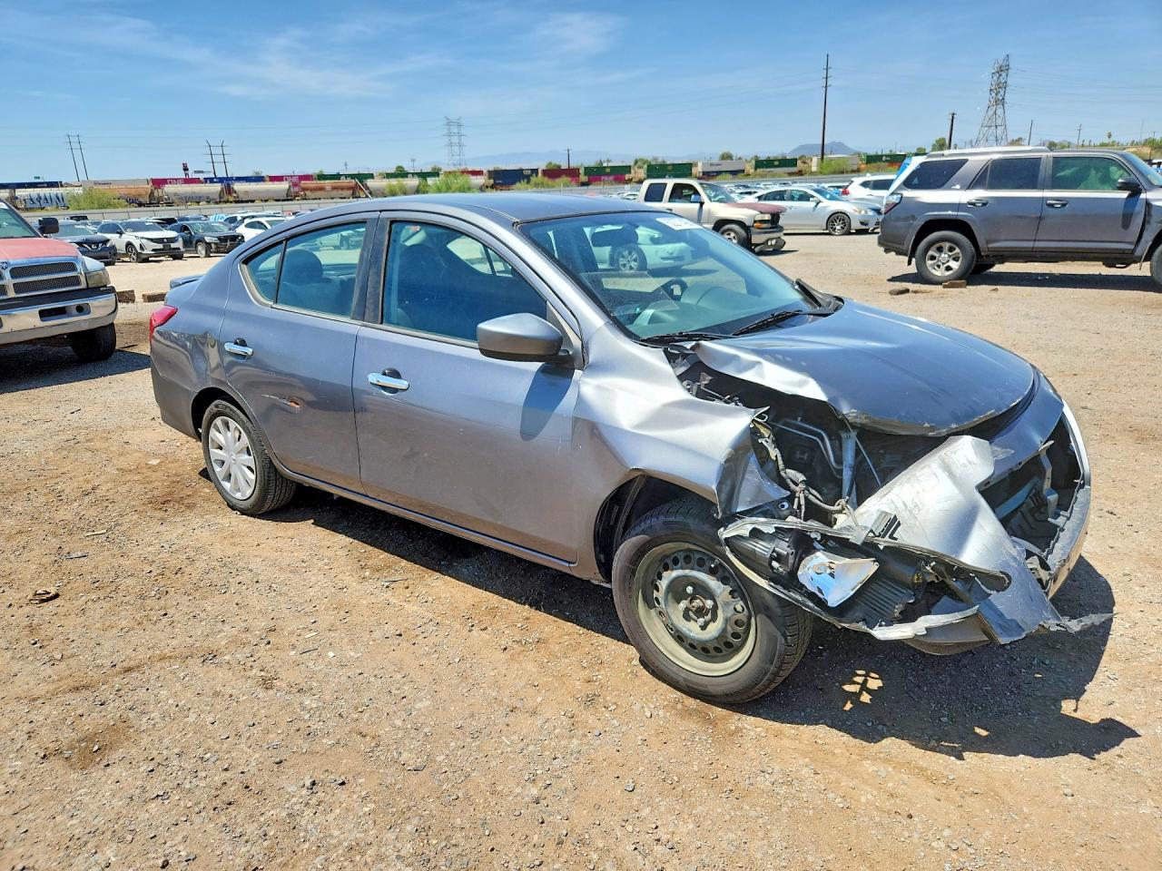 2016 NISSAN VERSA 1.6 SV — снимка 4