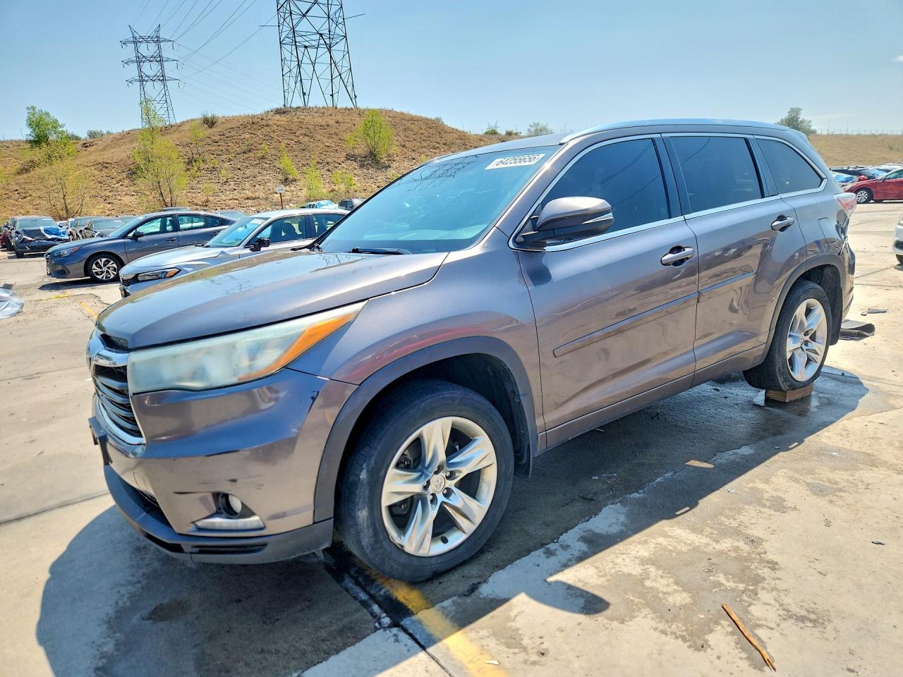 2015 TOYOTA HIGHLANDER LIMITED