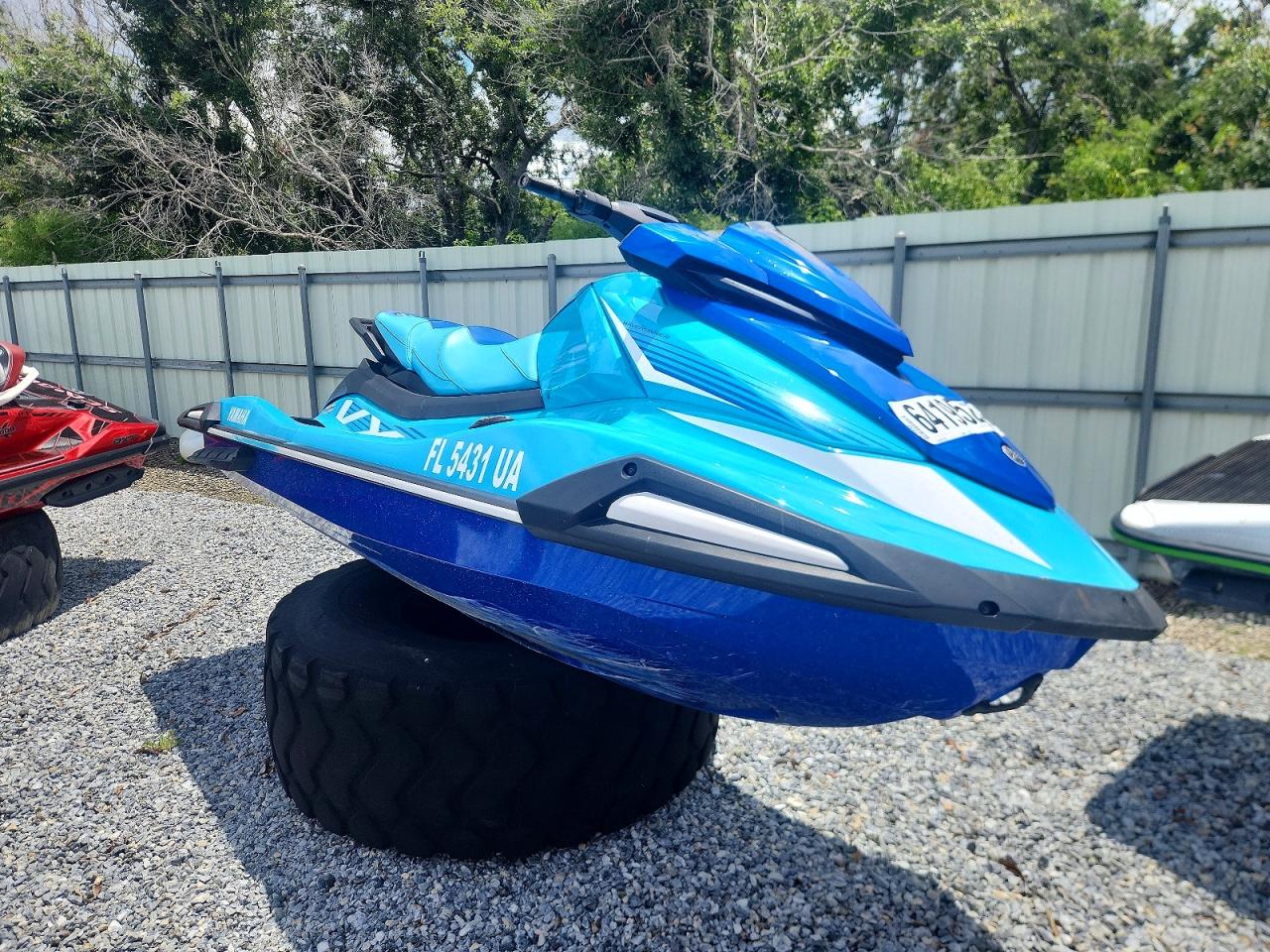 2025 YAMAHA JETSKI