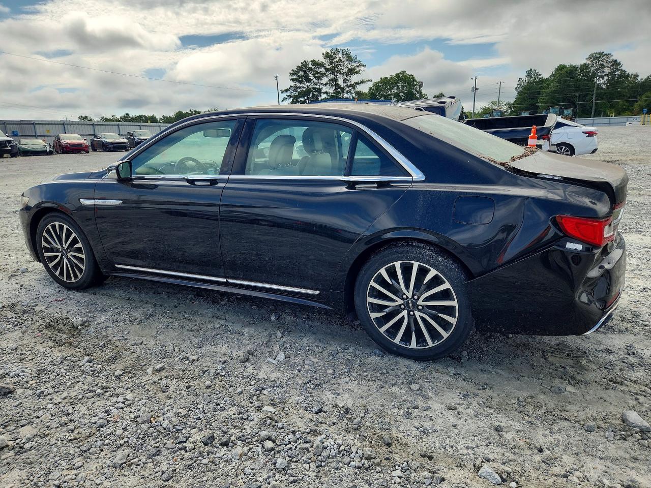 2017 LINCOLN CONTINENTAL SELECT — снимка 2