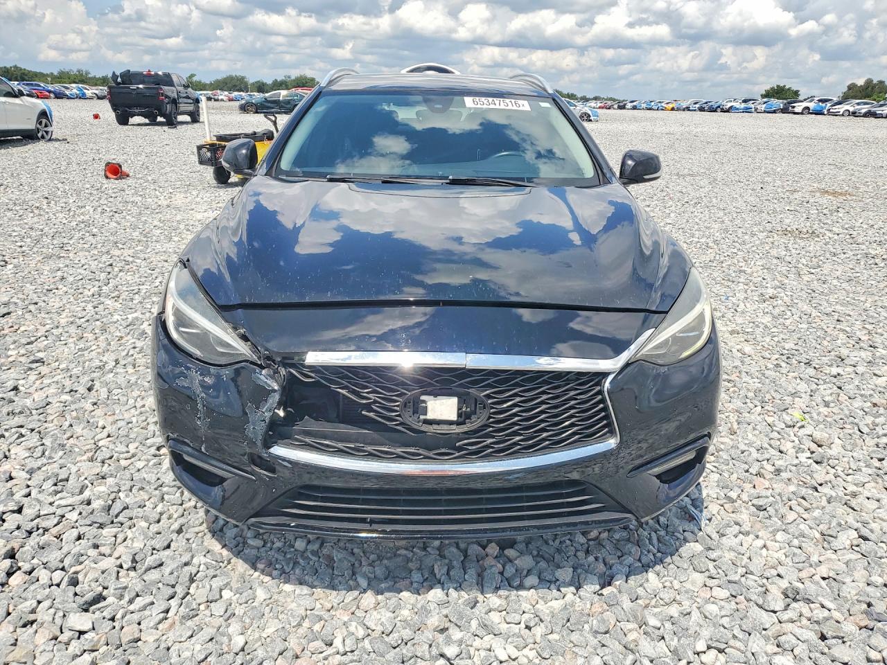 2018 INFINITI QX30 ESSENTIAL — снимка 5