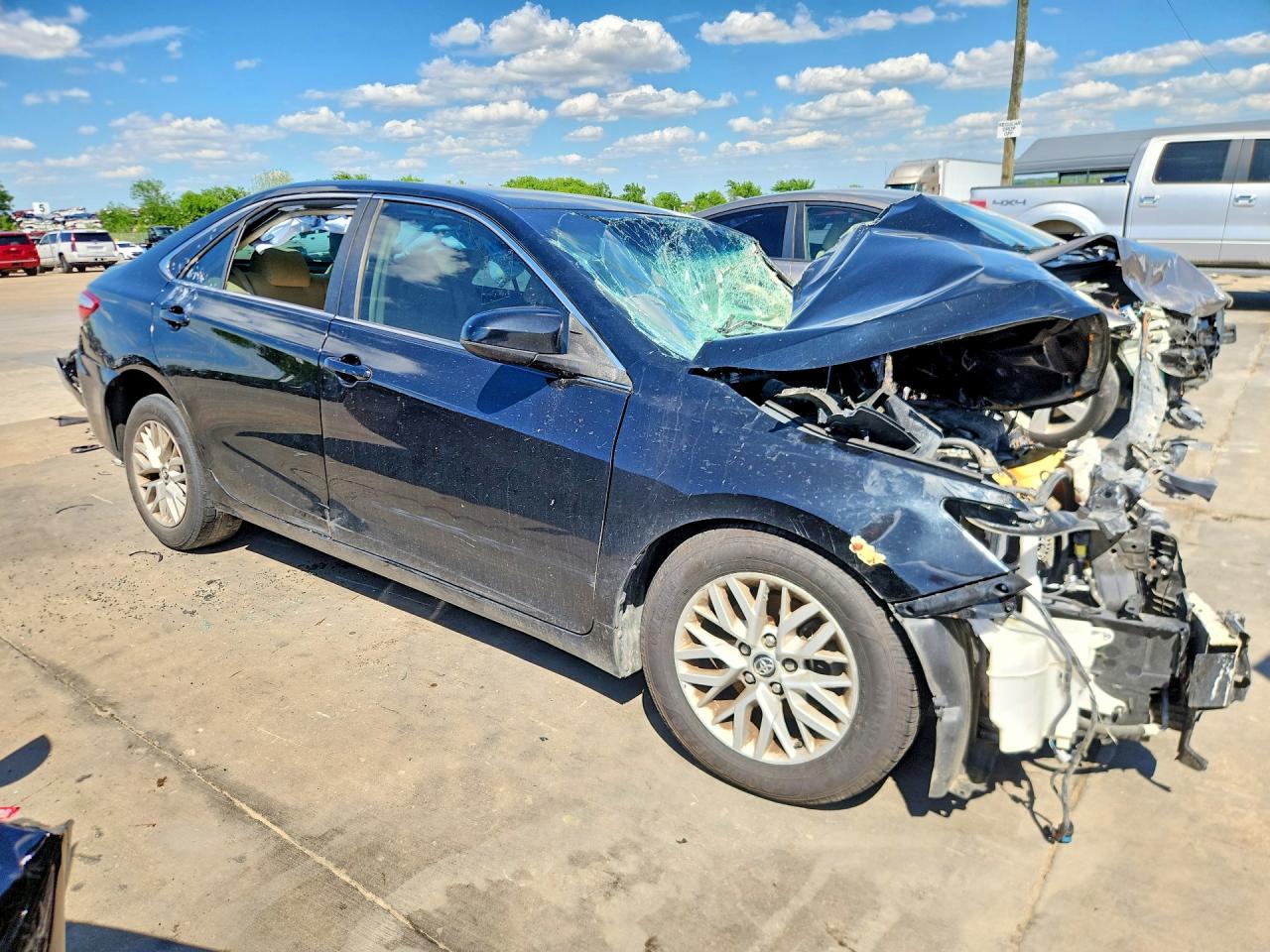 2016 TOYOTA CAMRY LE — снимка 4