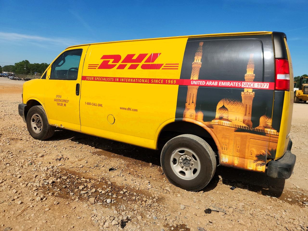2021 CHEVROLET EXPRESS 2500 — снимка 2