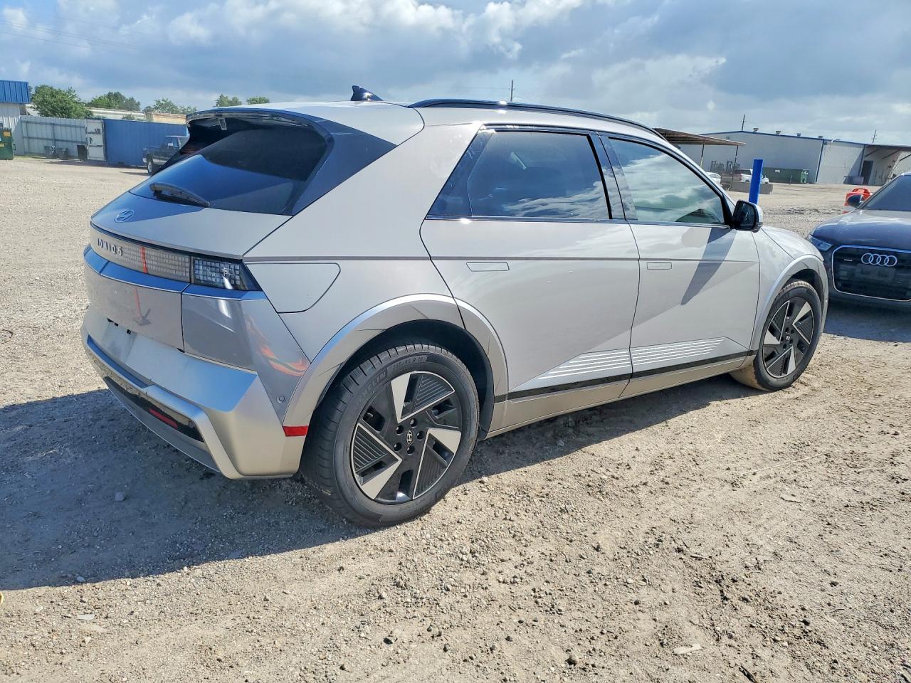 2025 HYUNDAI IONIQ 5 LIMITED — снимка 3