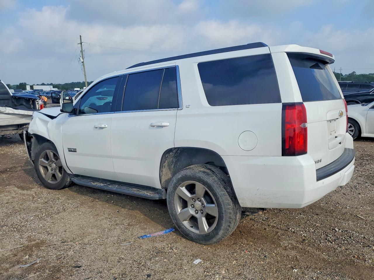 2019 CHEVROLET TAHOE C1500 LT — снимка 2