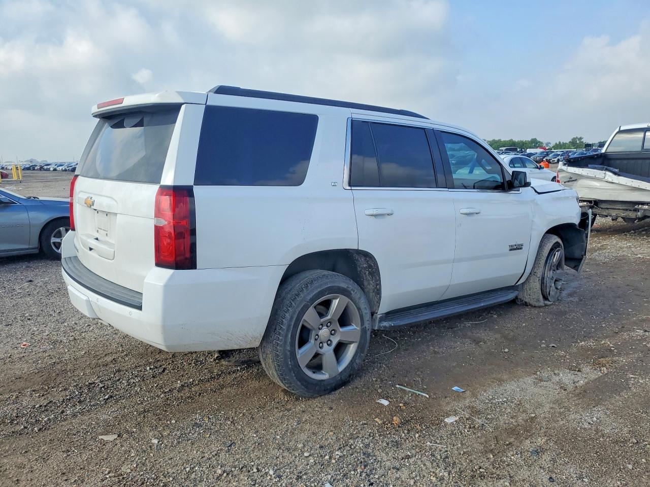 2019 CHEVROLET TAHOE C1500 LT — снимка 3