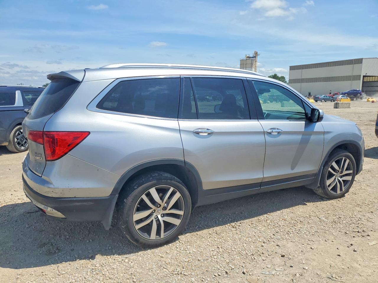 2016 HONDA PILOT ELITE — снимка 3