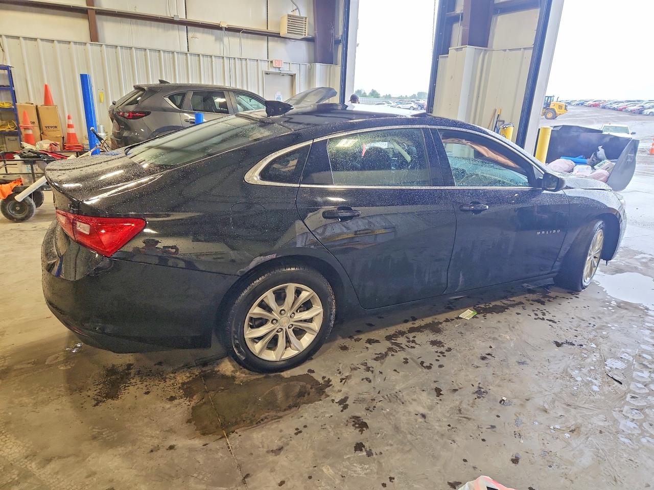 2023 CHEVROLET MALIBU LT — снимка 3