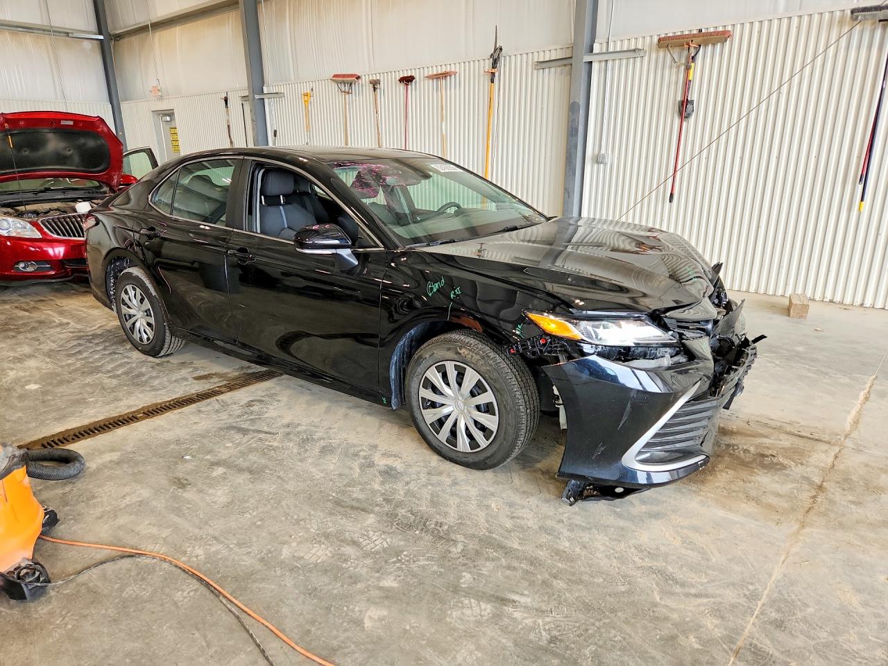 2024 TOYOTA CAMRY LE — снимка 4