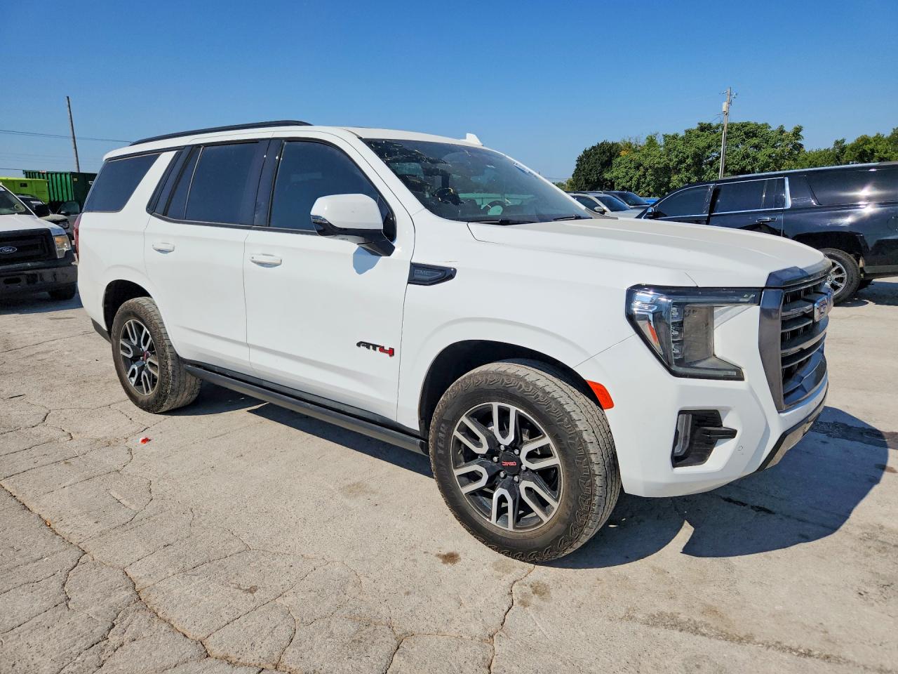 2024 GMC YUKON AT4 — снимка 4