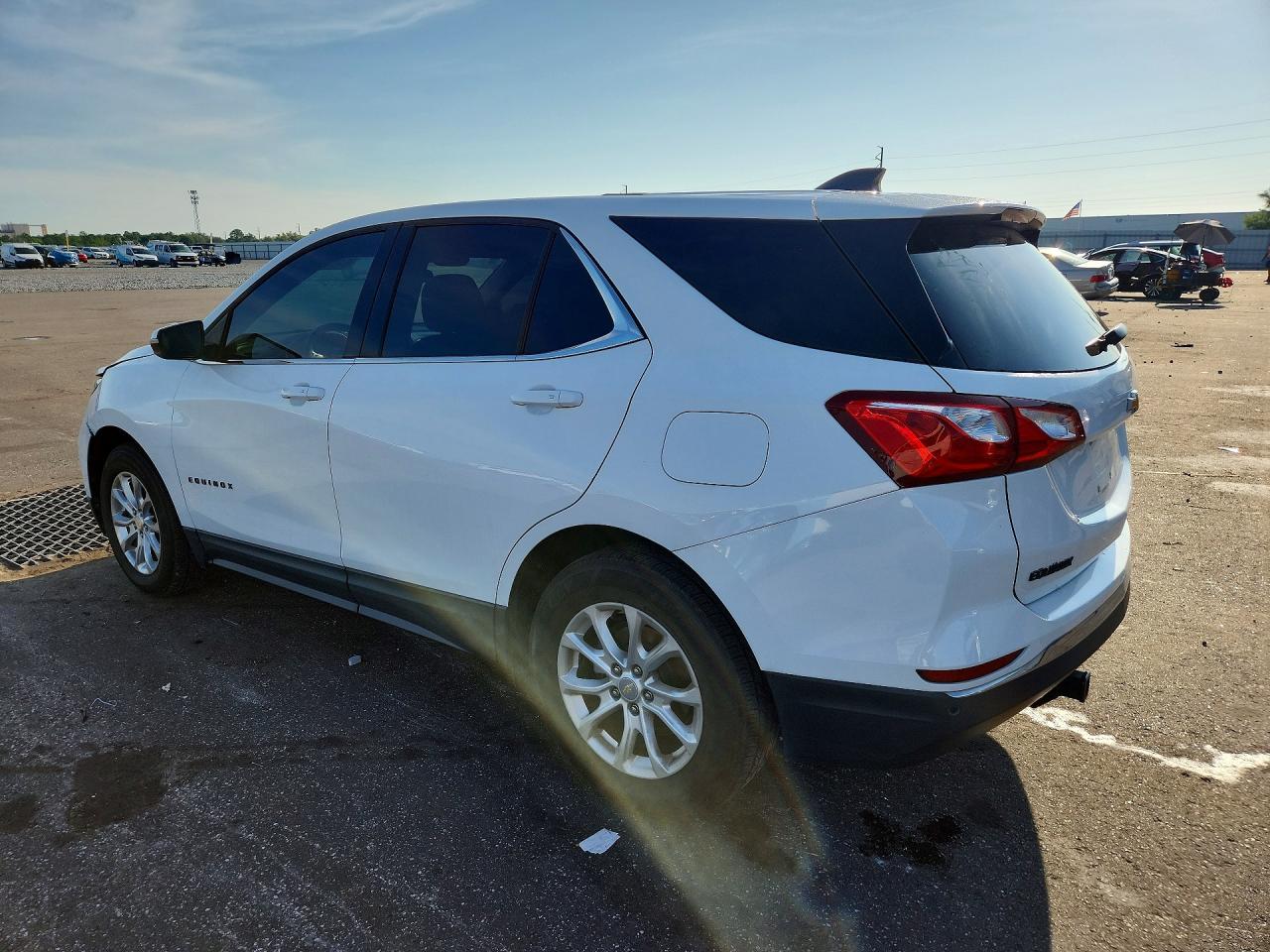 2019 CHEVROLET EQUINOX LT — снимка 2