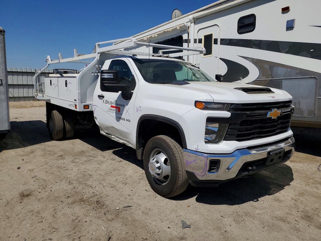 2024 CHEVROLET 3500 — снимка 4