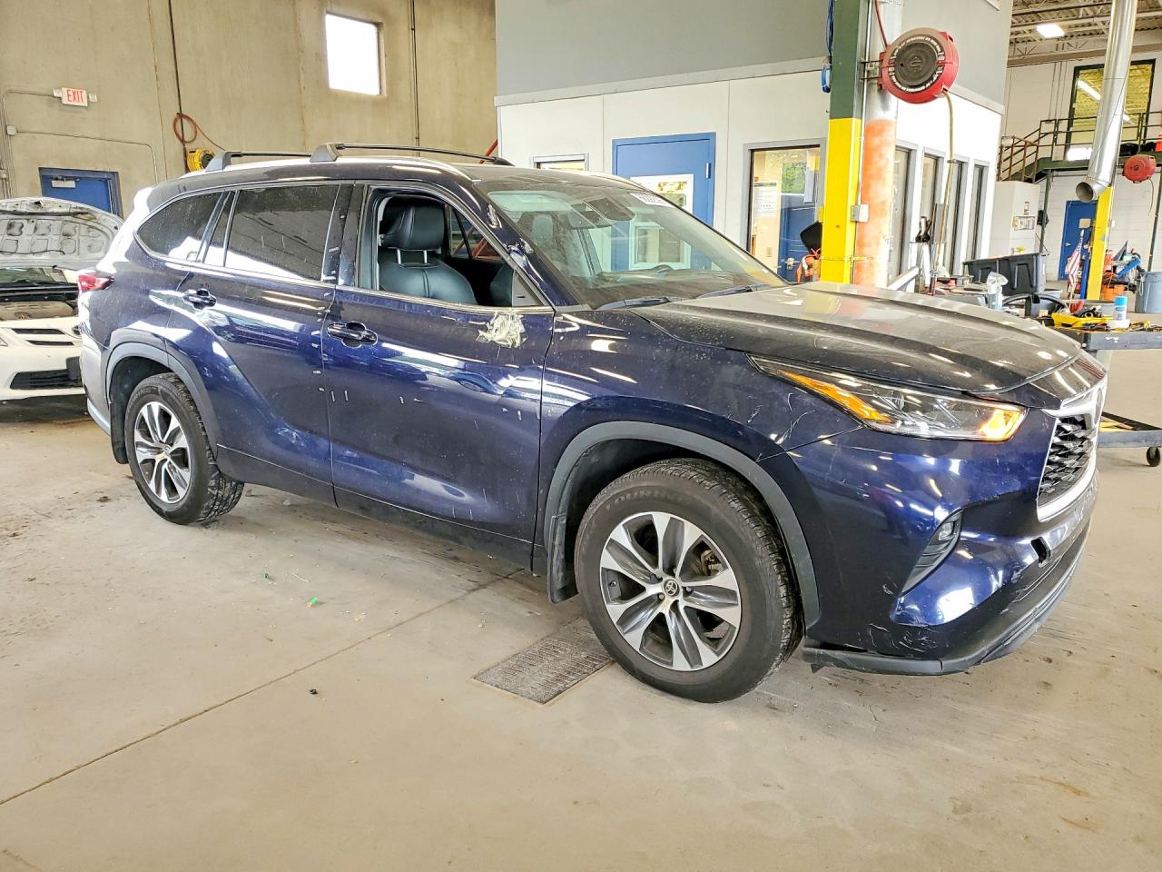 2021 TOYOTA HIGHLANDER XLE — снимка 4