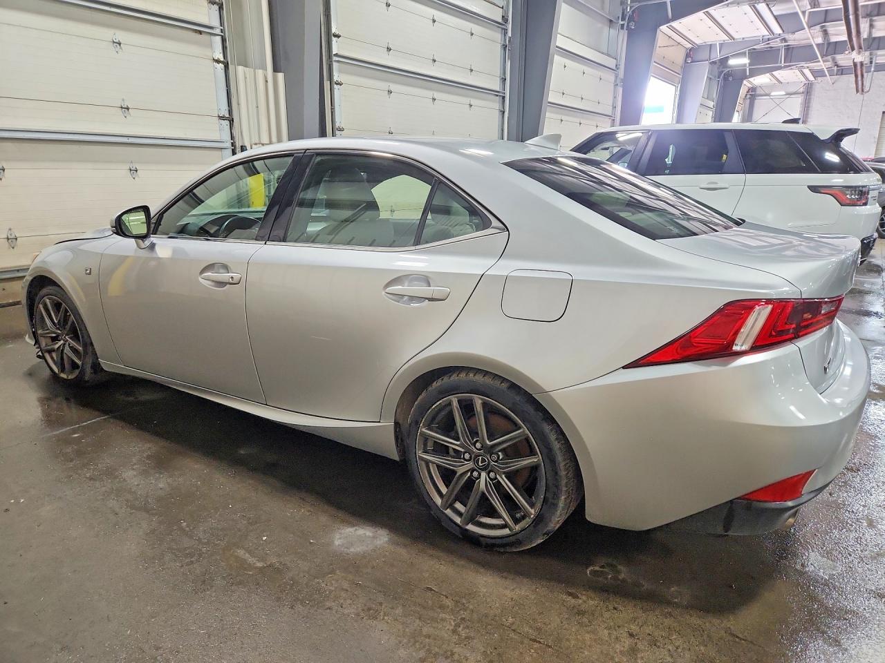 2015 LEXUS IS 250 BASE — снимка 2