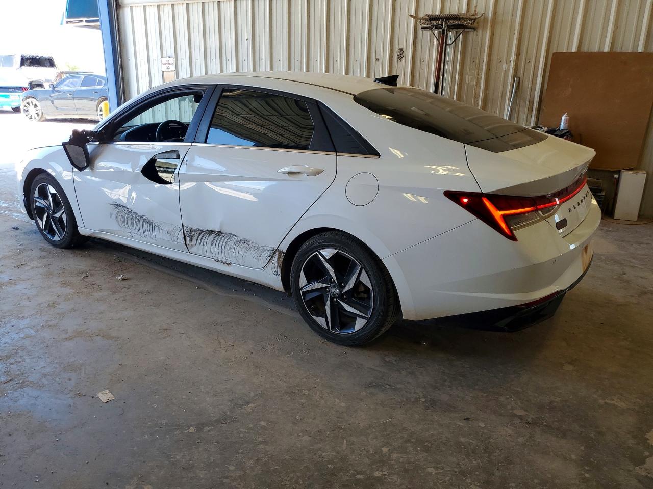 2021 HYUNDAI ELANTRA LIMITED — снимка 2