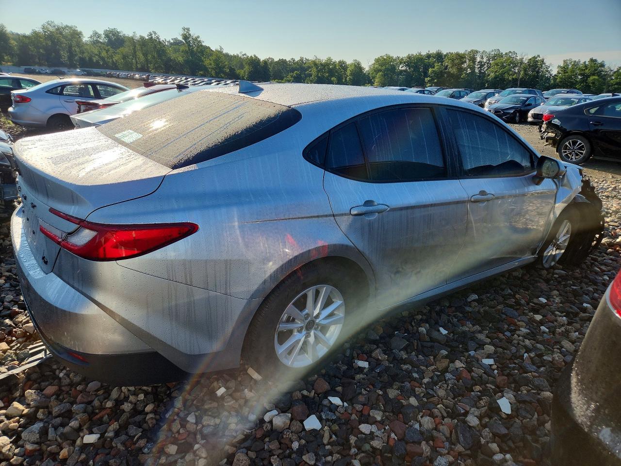 2026 TOYOTA CAMRY LE — снимка 4