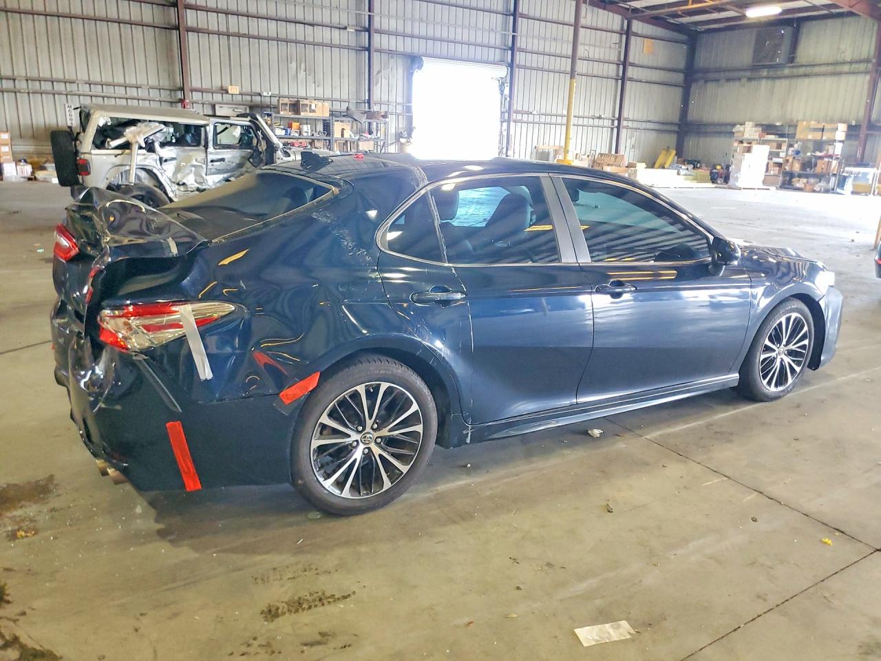 2018 TOYOTA CAMRY SE — снимка 3