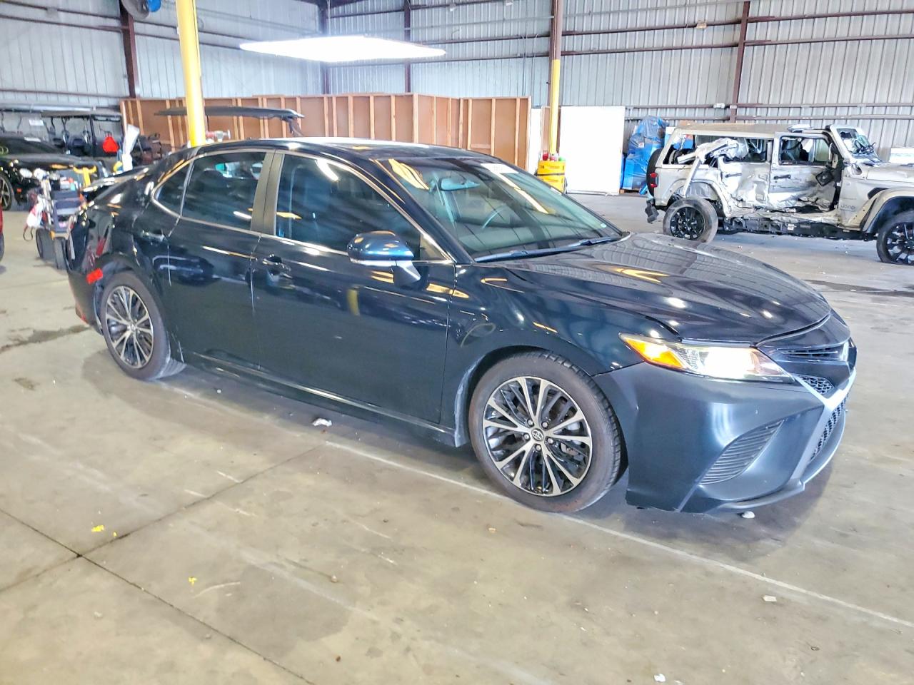 2018 TOYOTA CAMRY SE — снимка 4