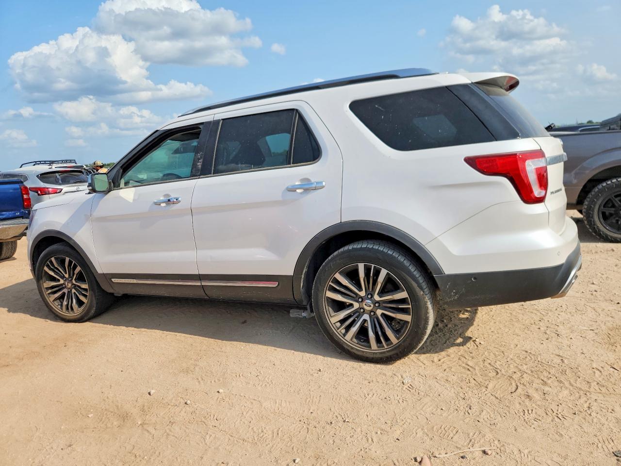 2017 FORD EXPLORER PLATINUM — снимка 2