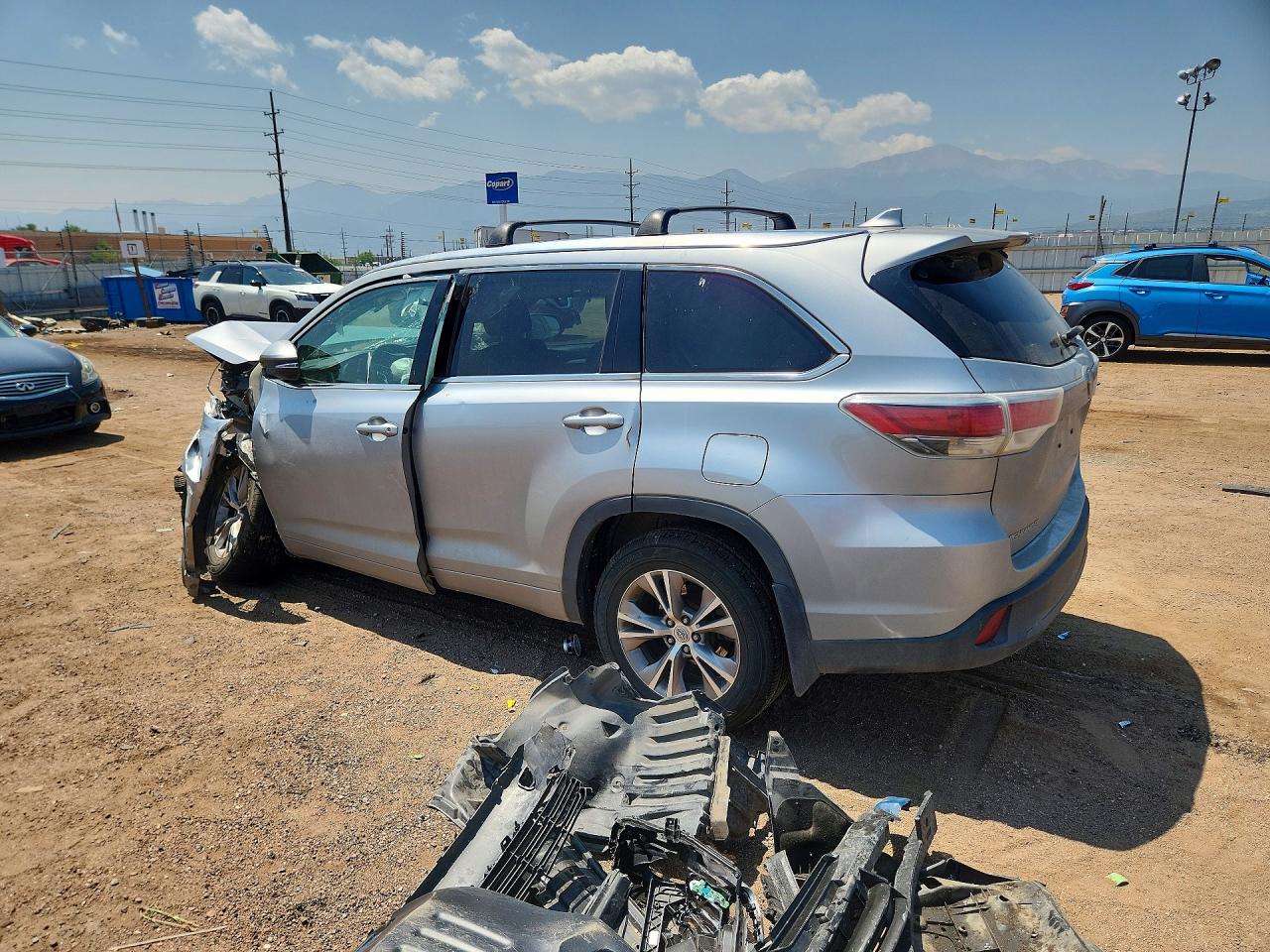 2015 TOYOTA HIGHLANDER XLE — снимка 2