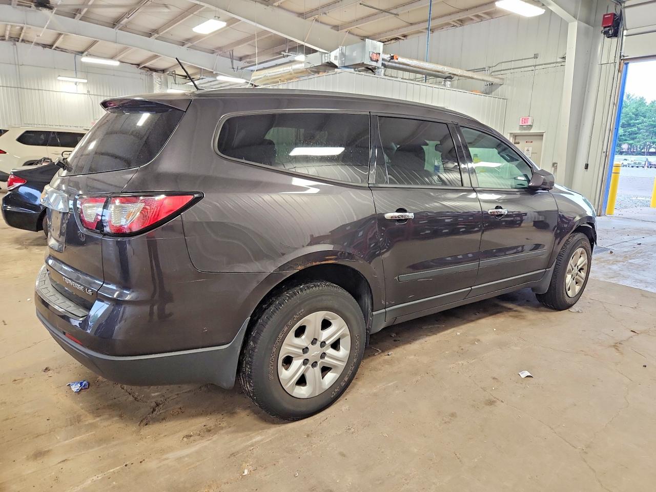 2015 CHEVROLET TRAVERSE LS — снимка 3