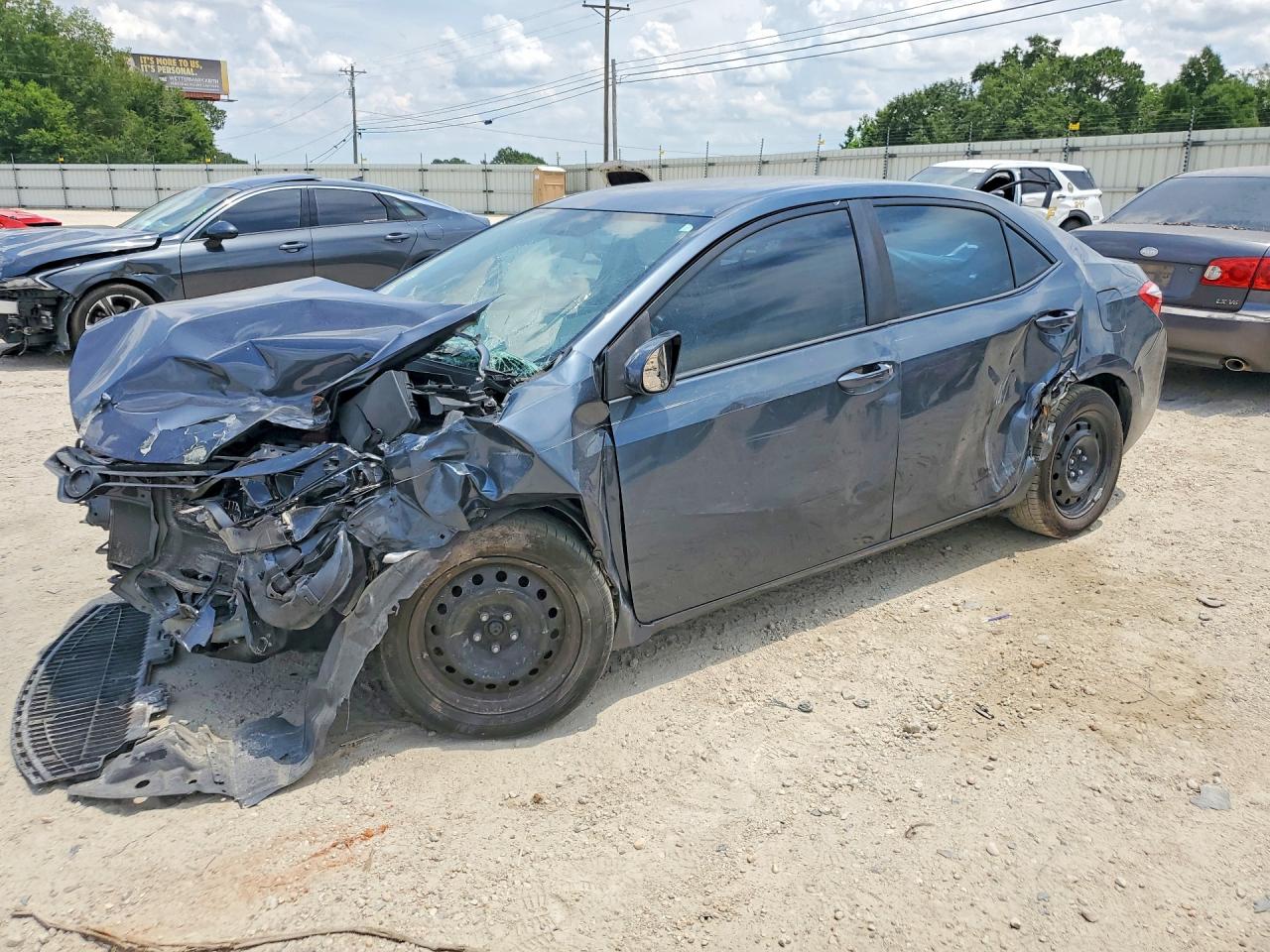 2016 TOYOTA COROLLA