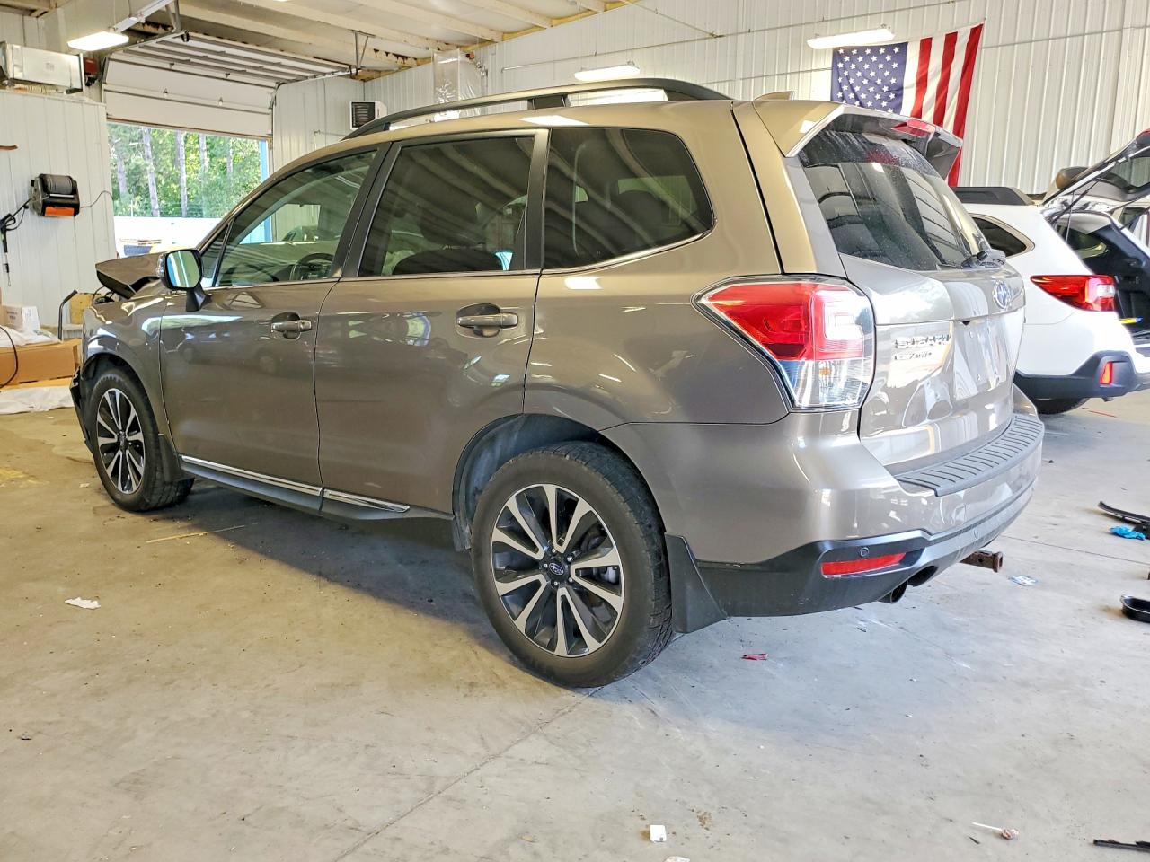 2017 SUBARU FORESTER 2.0XT TOURING — снимка 2