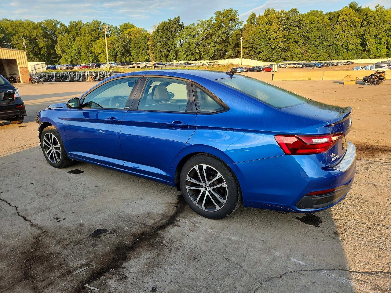 2023 VOLKSWAGEN JETTA SPORT — снимка 2