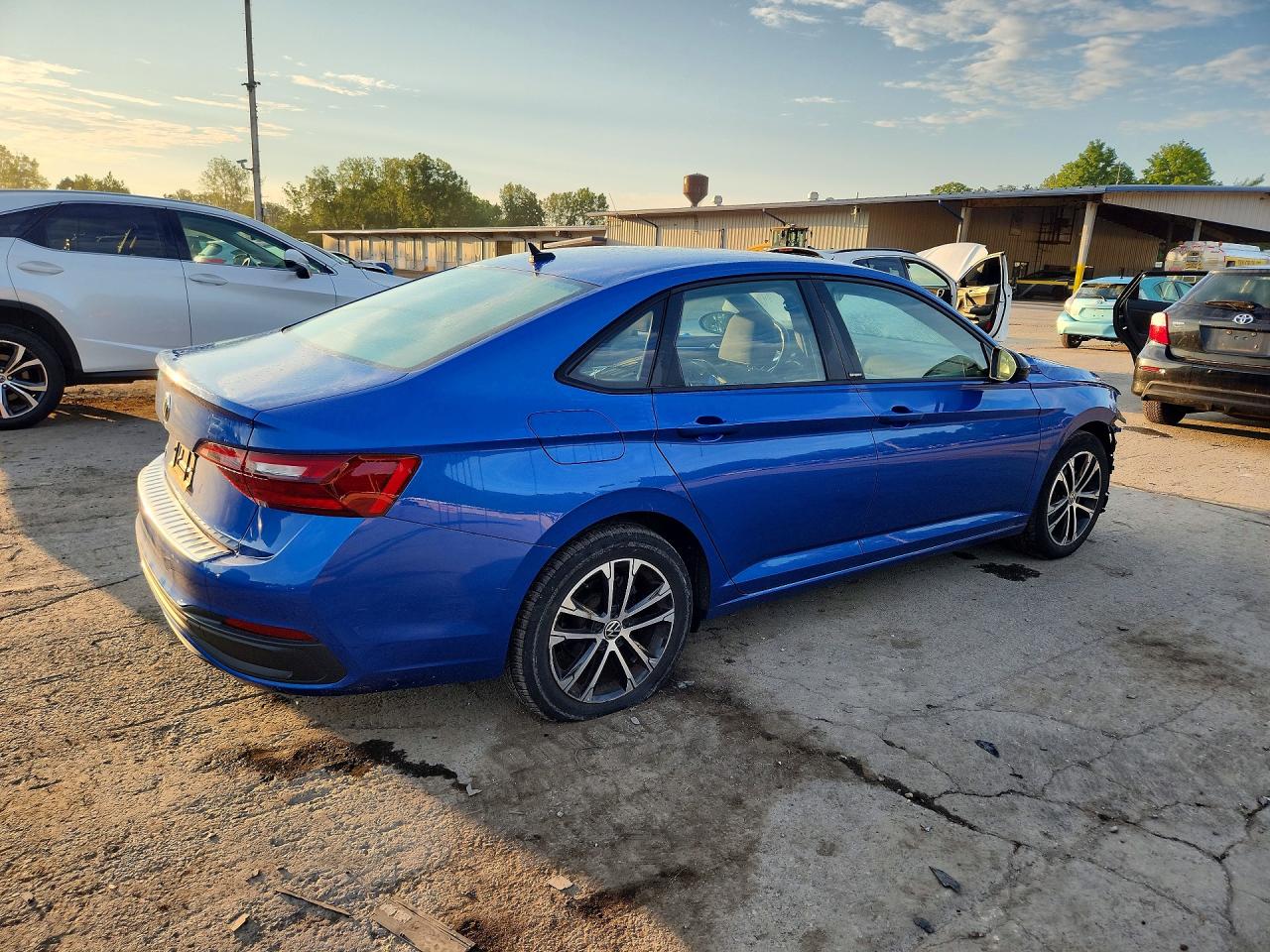 2023 VOLKSWAGEN JETTA SPORT — снимка 3