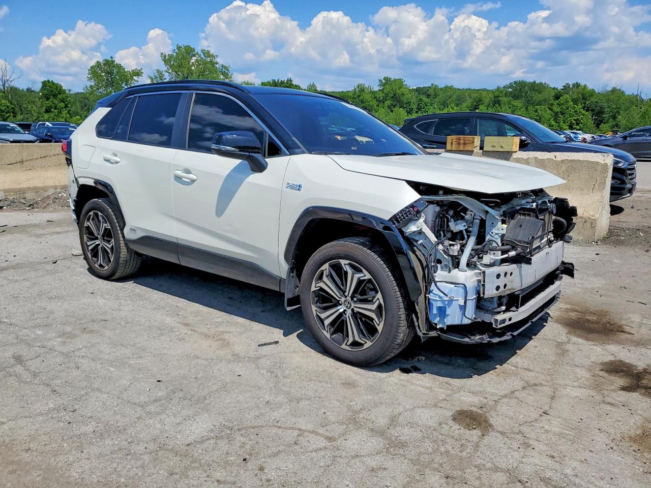 2022 TOYOTA RAV4 PRIME XSE — снимка 4