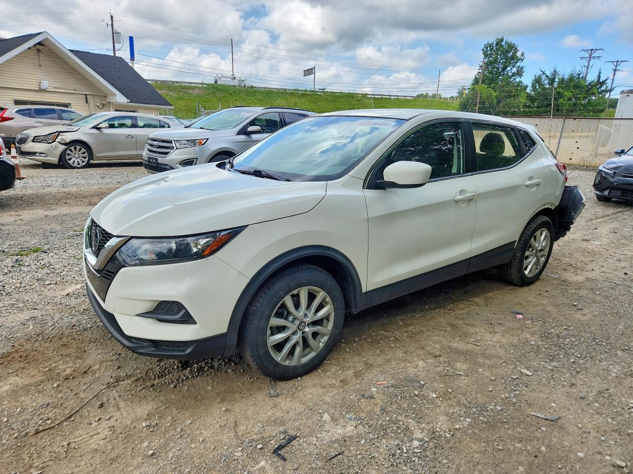 2022 NISSAN ROGUE SPORT S