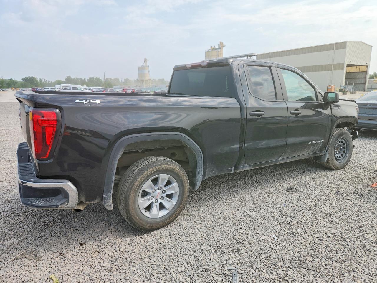 2025 GMC SIERRA K1500 — снимка 3