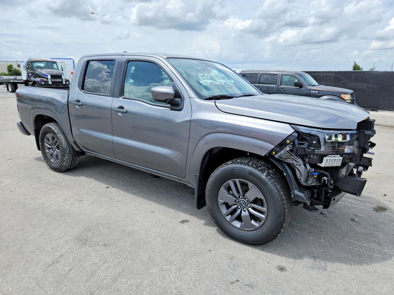 2026 NISSAN FRONTIER SV — снимка 4