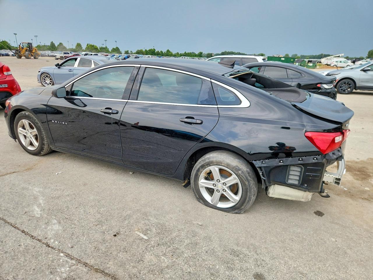 2021 CHEVROLET MALIBU LS — снимка 2