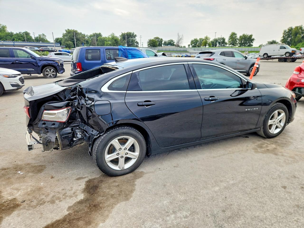 2021 CHEVROLET MALIBU LS — снимка 3