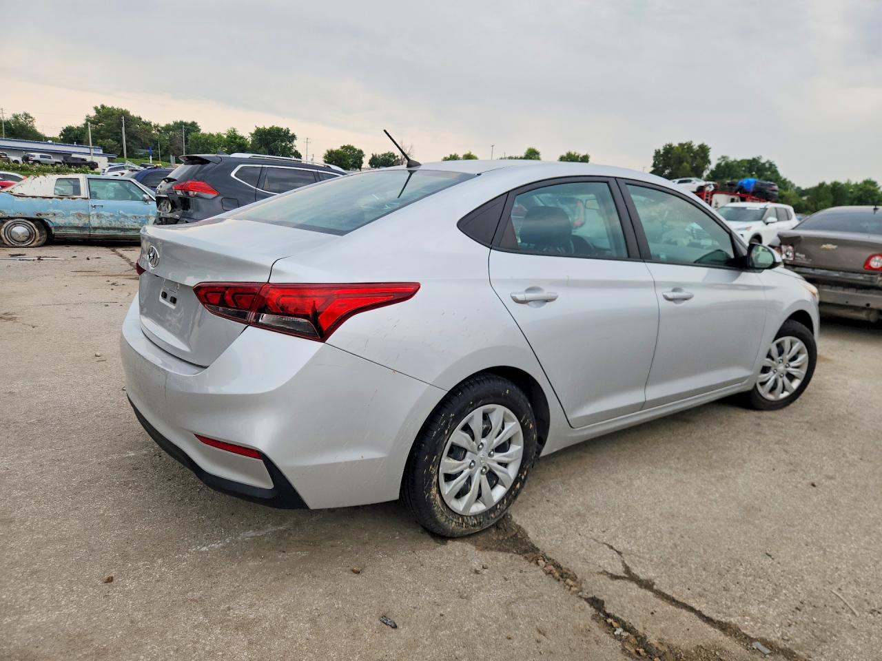 2021 HYUNDAI ACCENT SE — снимка 3