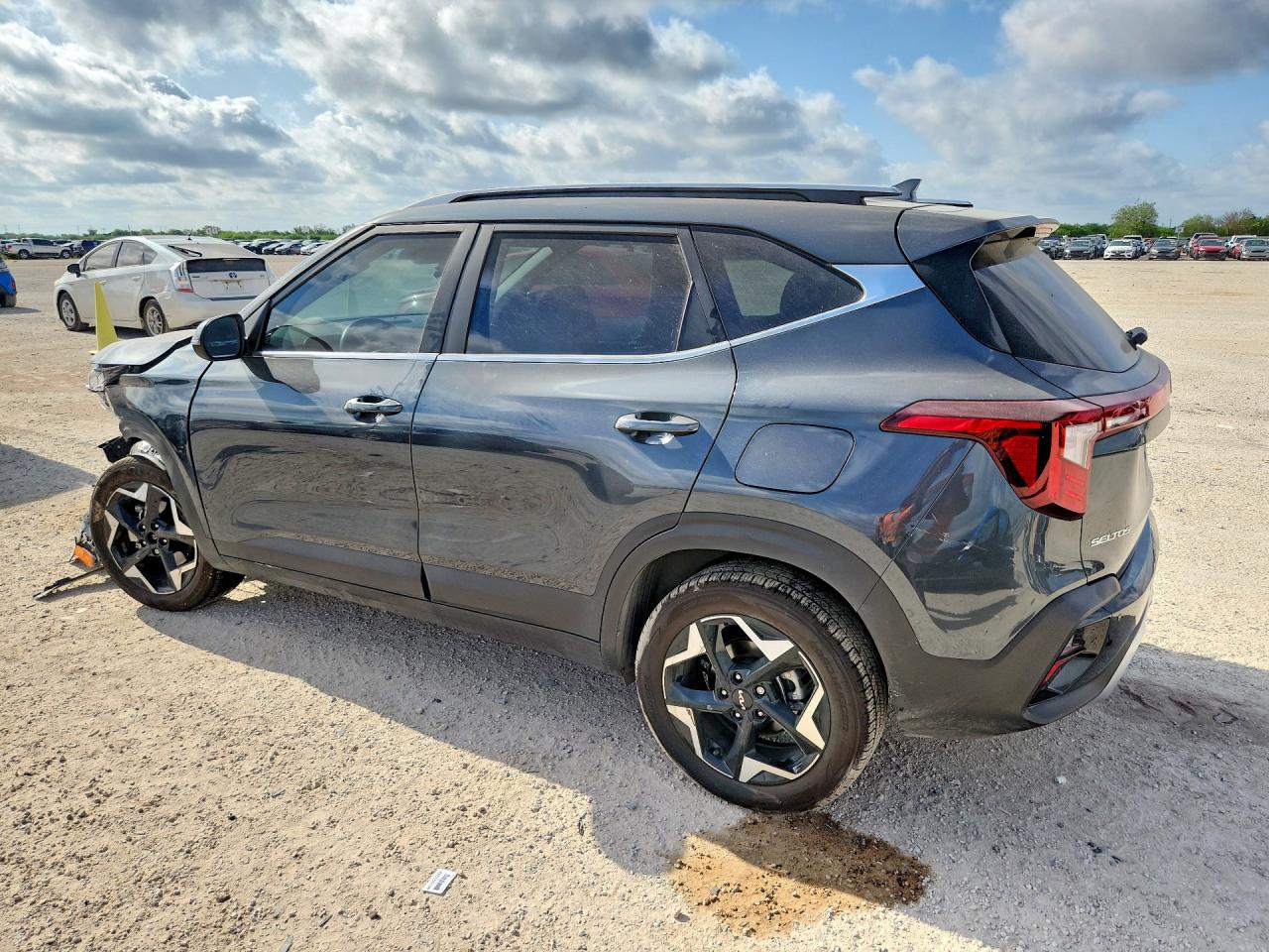 2025 KIA SELTOS EX — снимка 2