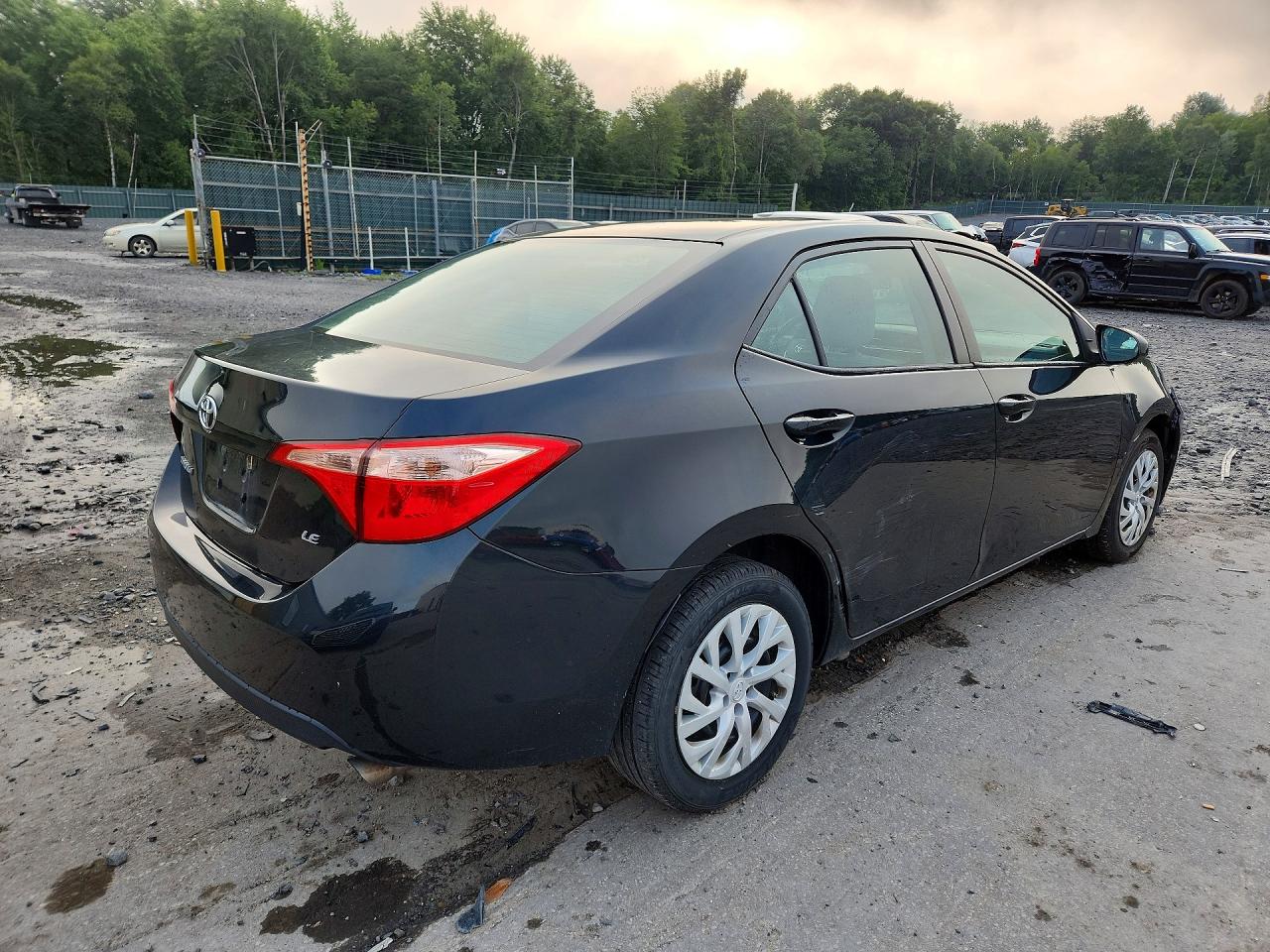 2017 TOYOTA COROLLA LE — снимка 3